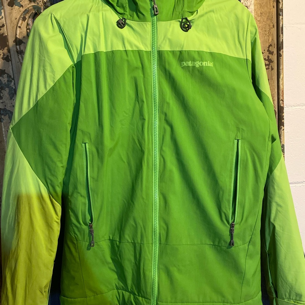 Green Patagonia Jacket - Women’s - Size M